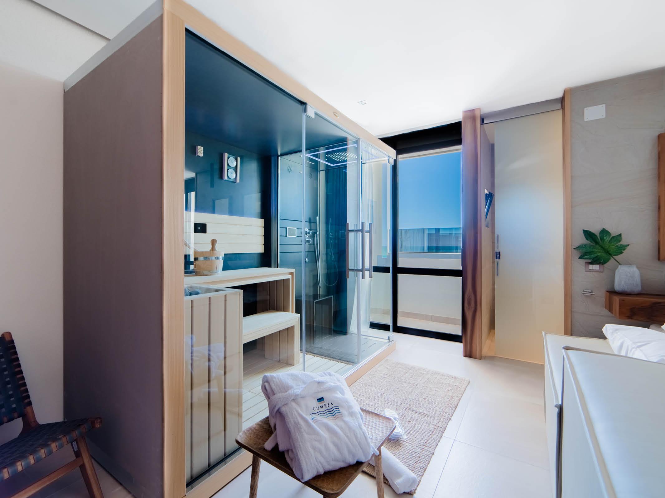 CUMEJA Beach Club & Hotel Baia Domizia Zewnętrze zdjęcie