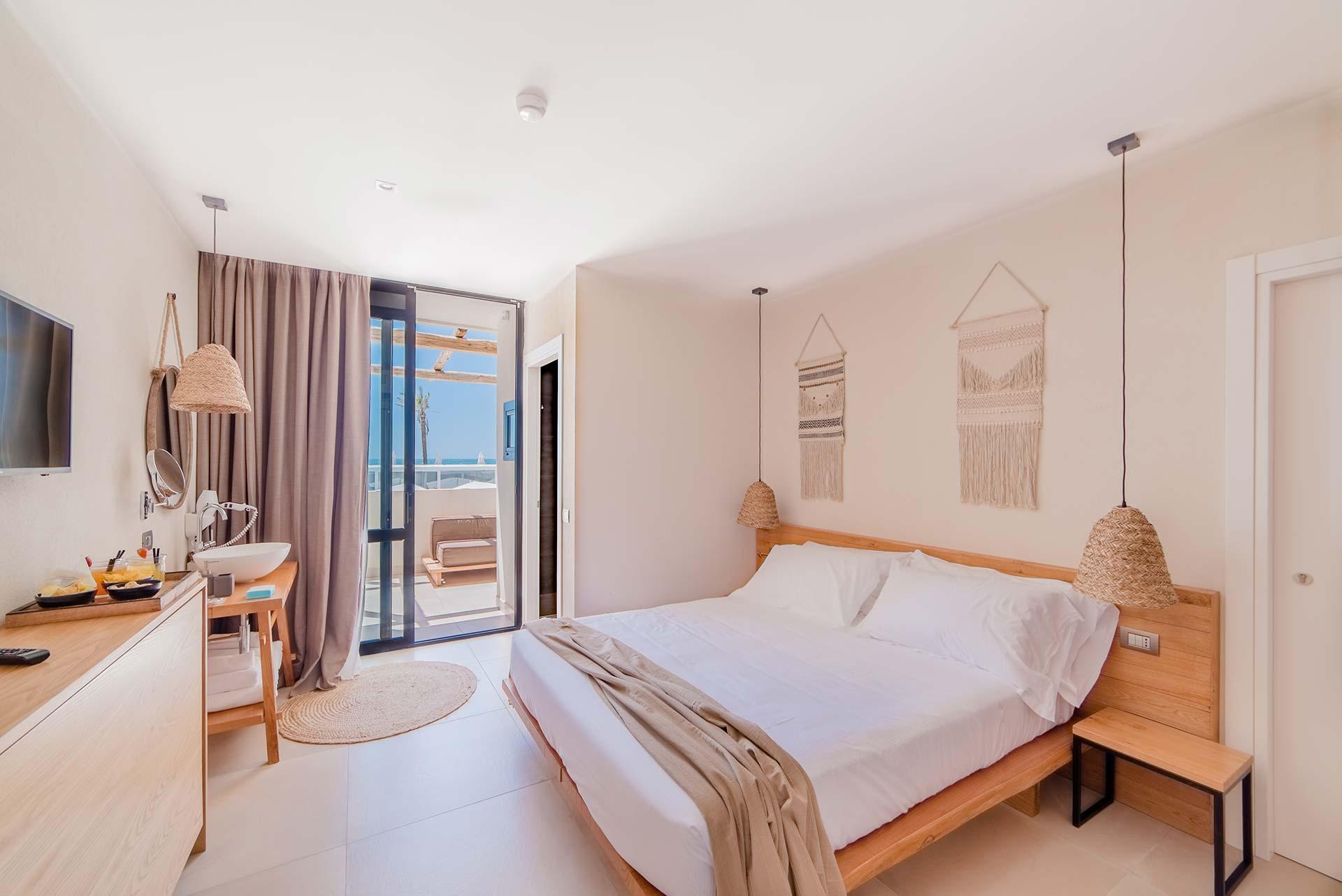CUMEJA Beach Club & Hotel Baia Domizia Zewnętrze zdjęcie