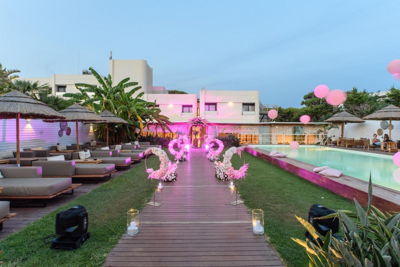 CUMEJA Beach Club & Hotel Baia Domizia Zewnętrze zdjęcie