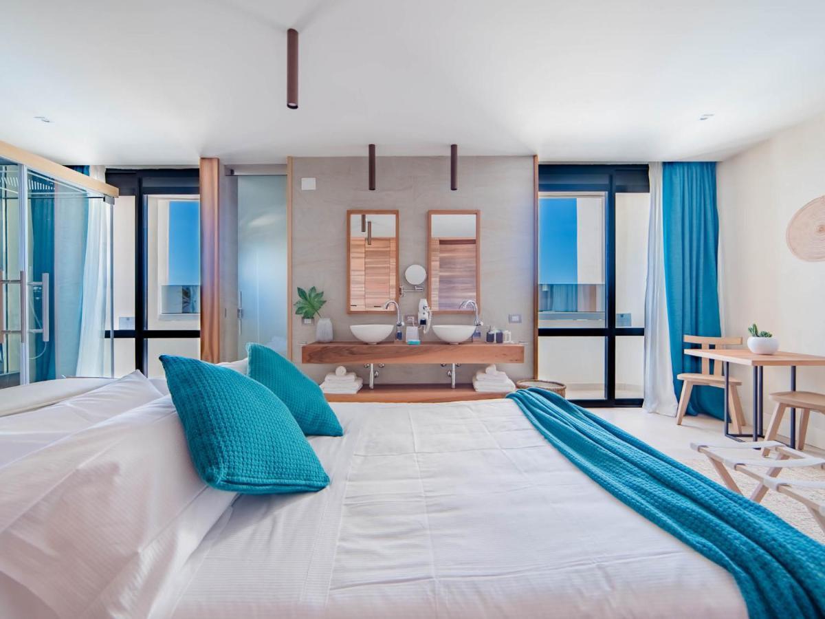 CUMEJA Beach Club & Hotel Baia Domizia Zewnętrze zdjęcie